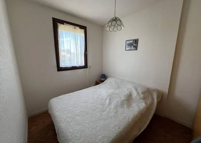 T2 Avec Loggia, Tv, Lave-linge, Climatisation Portative, Proche Port Et A Port - Fr-1-81-621 Apartament Leucate